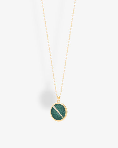 Necklace sparks
